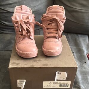 Rick Owens Pink Kids Sneakers( worn 3 times fairly new ) no visible signs of we